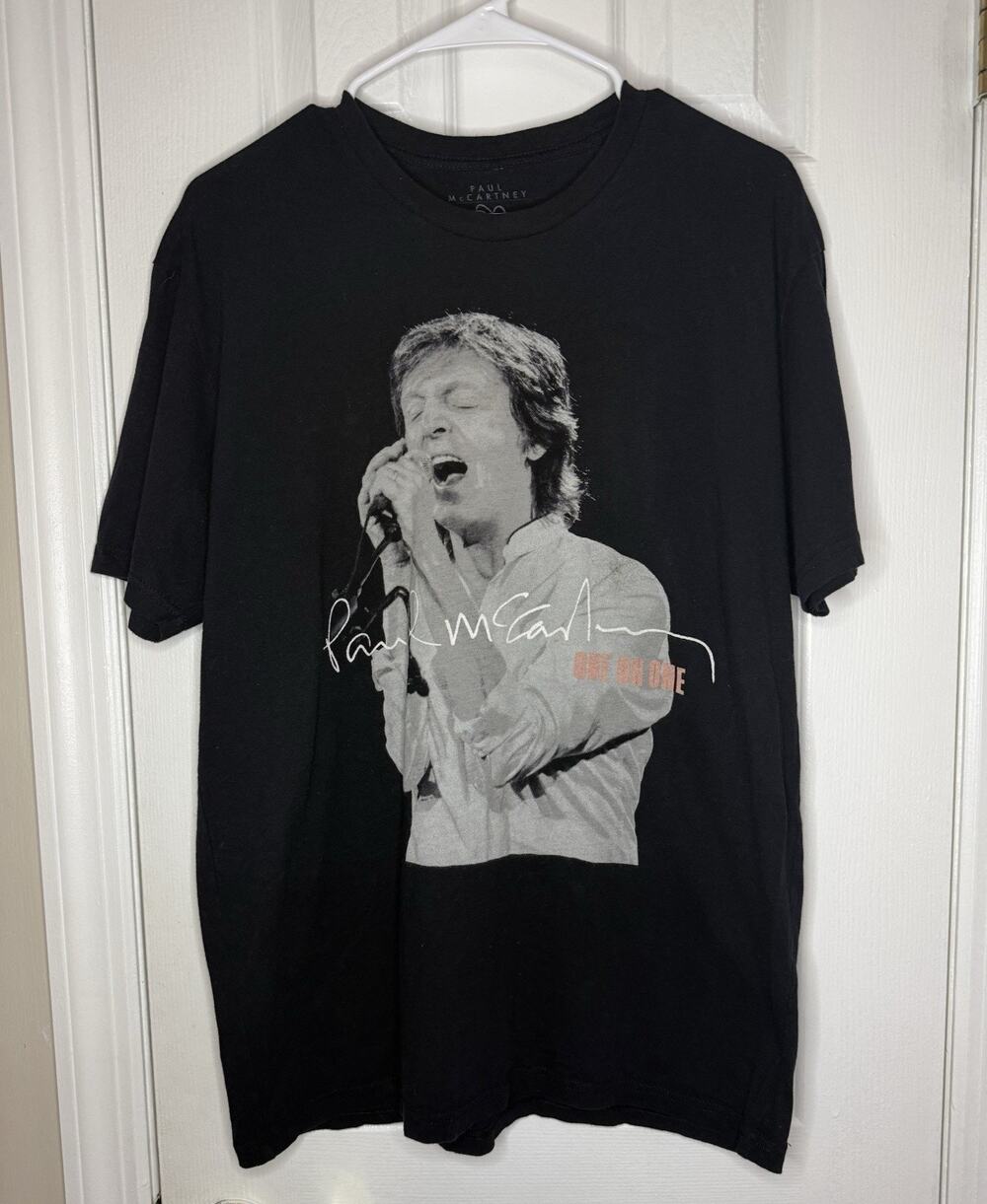 Paul McCartney One On One World Tour 2017 Black Graphic Concert T-Shirt Tee